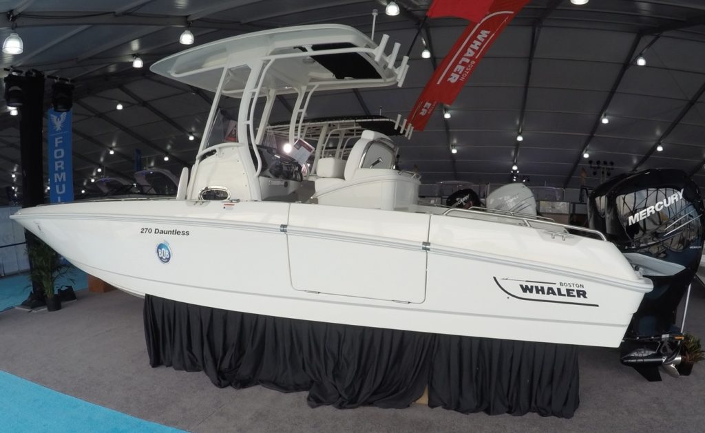 BOSTON WHALER 270 DAUNTLESS