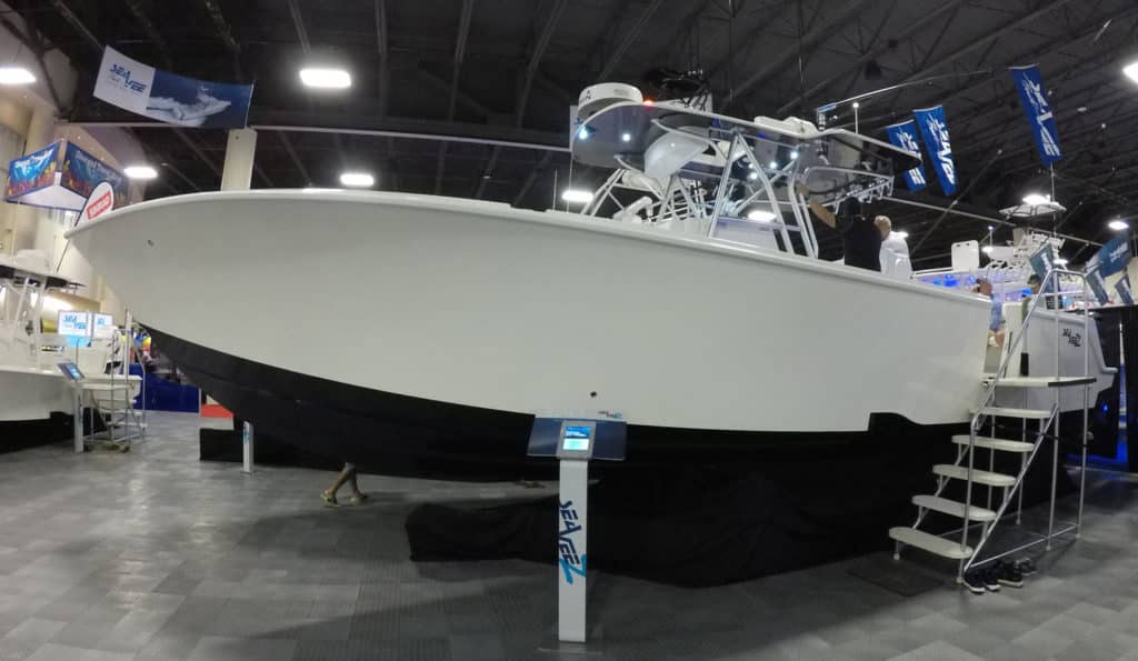 Mid-sized center consoles at the 2016 Fort Lauderdale Boat Show