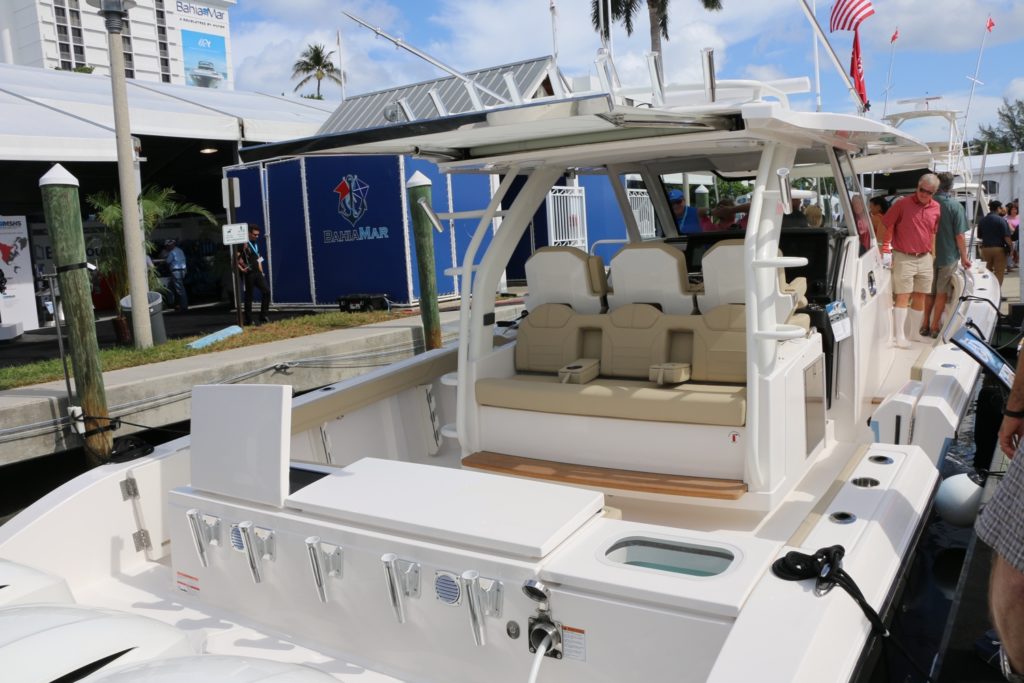 Ft. Lauderdale Boat Show - Pursuit S 408 Sport