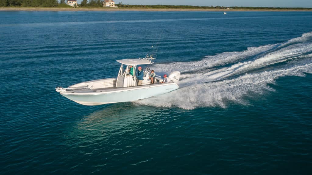 Pathfinder 2700 running inshore