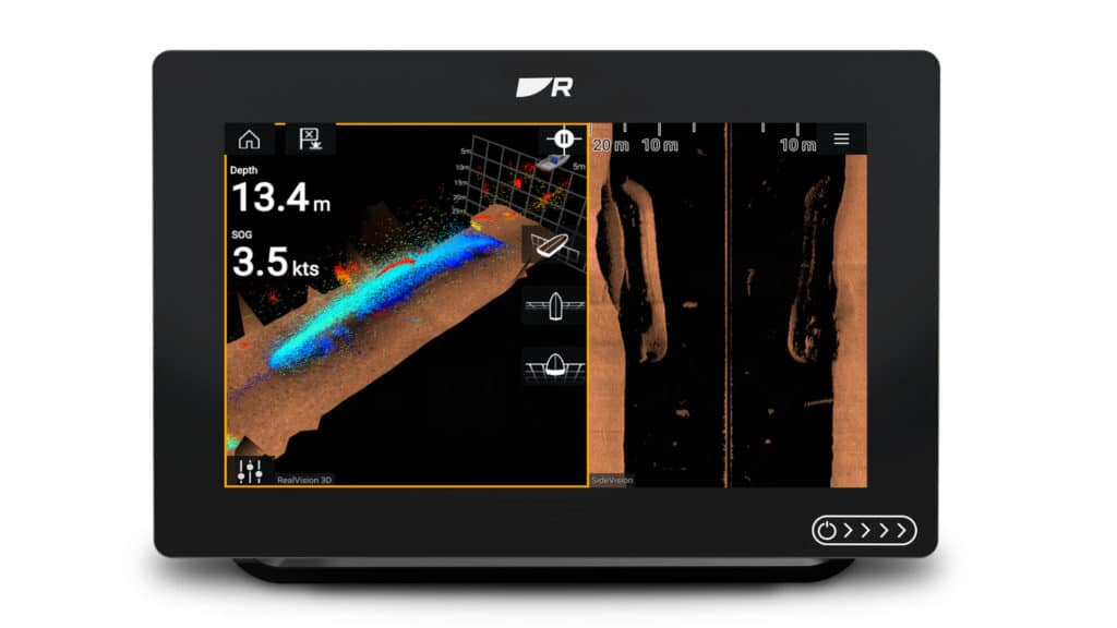 Raymarine screen showing fish on structure