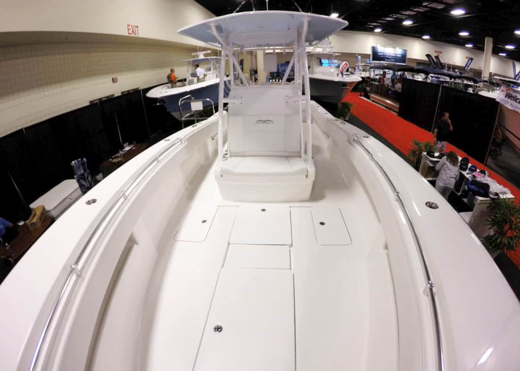 Mid-sized center consoles at the 2016 Fort Lauderdale Boat Show