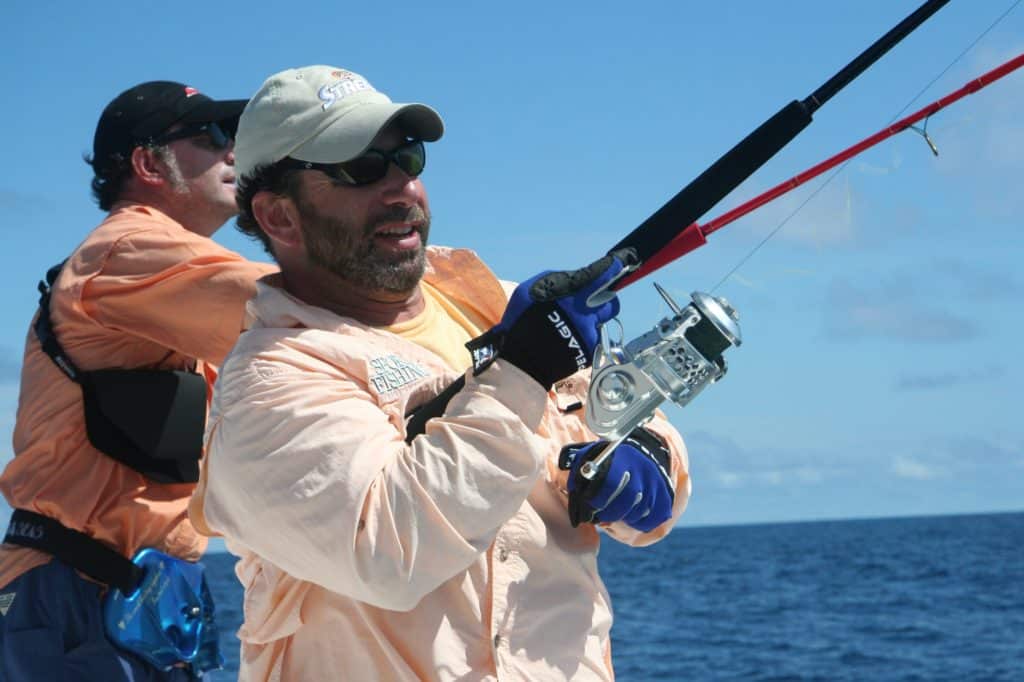 Panama anglers fishing yellowfin tuna spinning reel