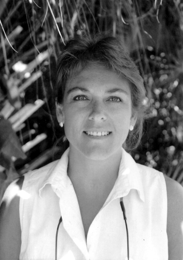 Diane Rome Peebles fishing artist headshot