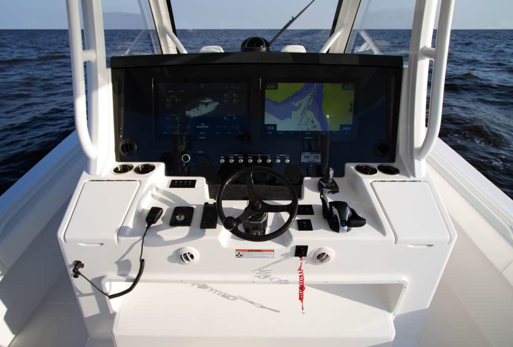 Regulator 37 helm with dual displays