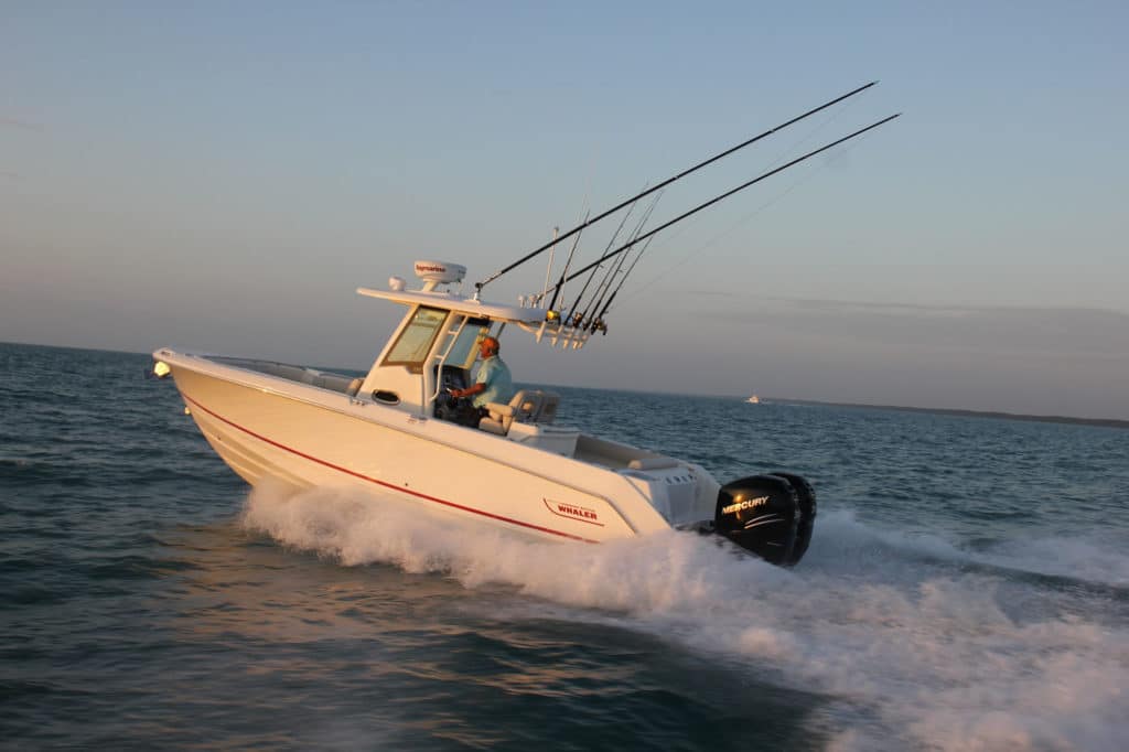 Boston Whaler 280 Outrage offshore