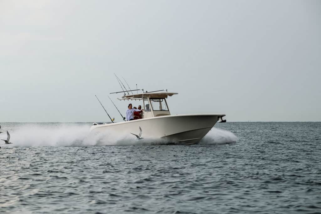 Sea Chaser 35 HFC Bluewater running shot