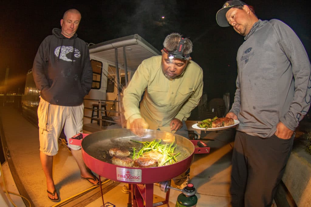 Cooking steak on the FireDisc