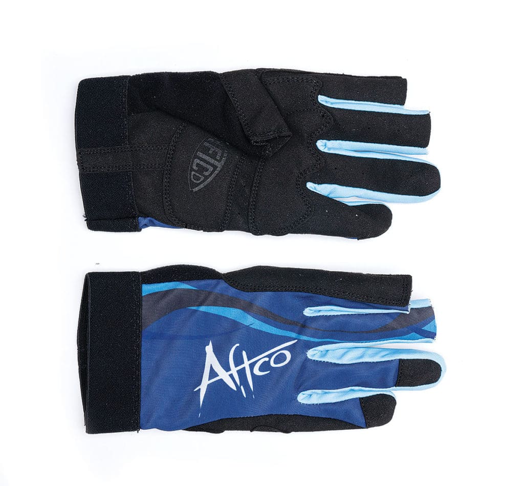 Fishing gloves with open fingers