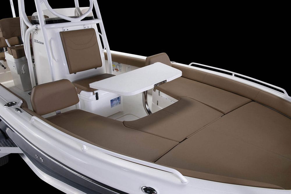 Skeeter SX2550 bow seating