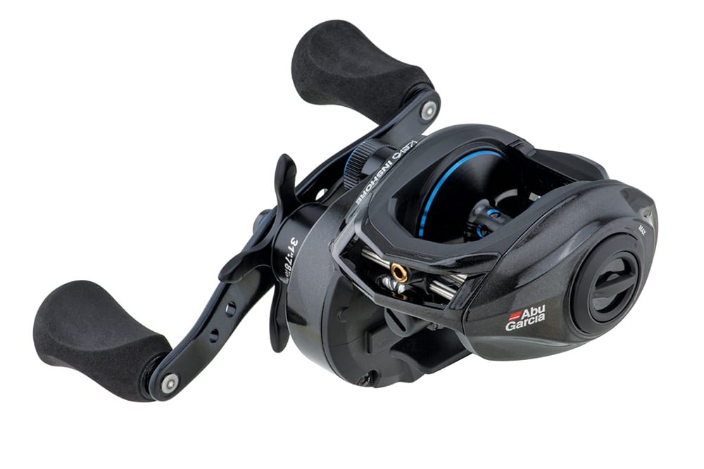 Spinning Reels vs. Baitcasters: Which Reel Is Best For Inshore