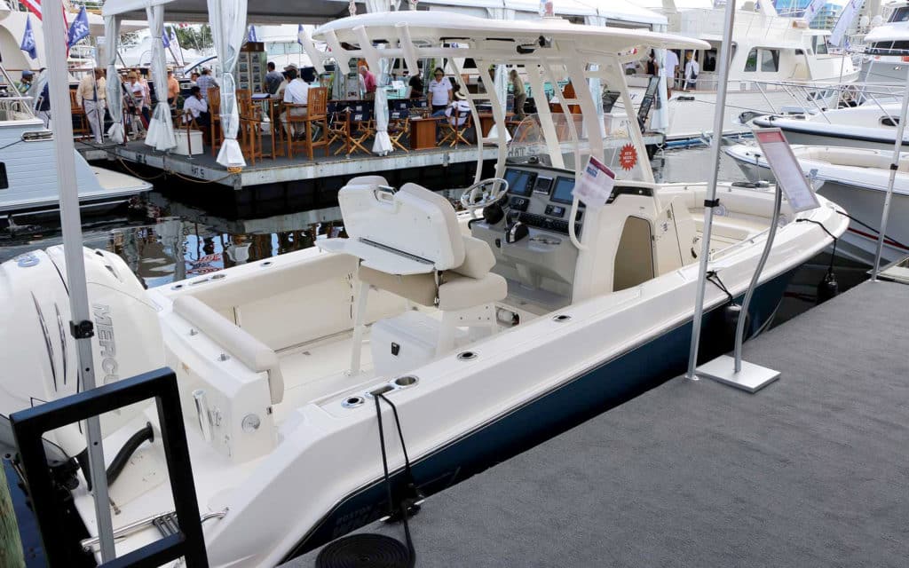 Boston Whaler 230 Outrage center console fishing boat