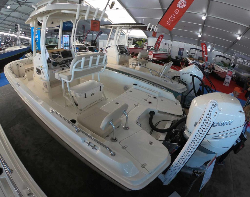 Boston Whaler 240 Dauntless Pro