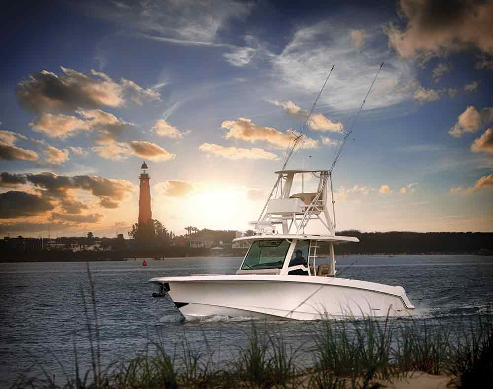 Boston Whaler 380 Outrage