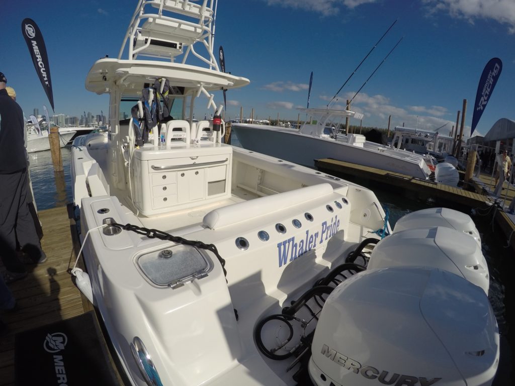 Boston Whaler 370 Outrage