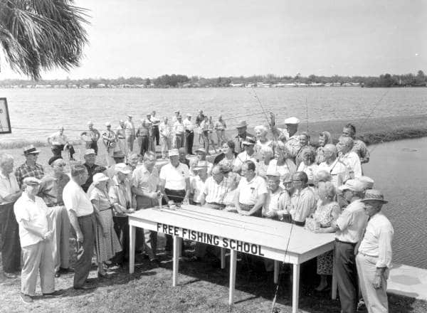 Vintage Florida fishing photo how to use a fishing pole