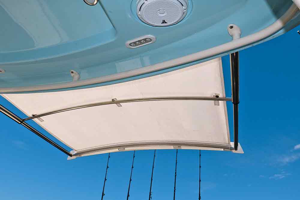 Cobia 280 Dual Console hardtop