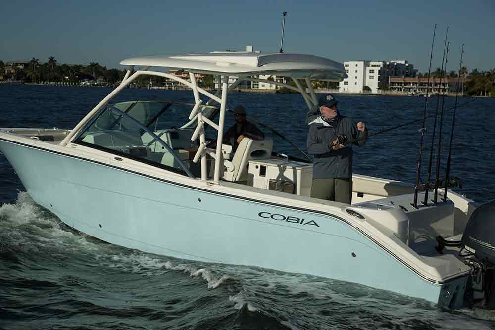 Cobia 280 Dual Console