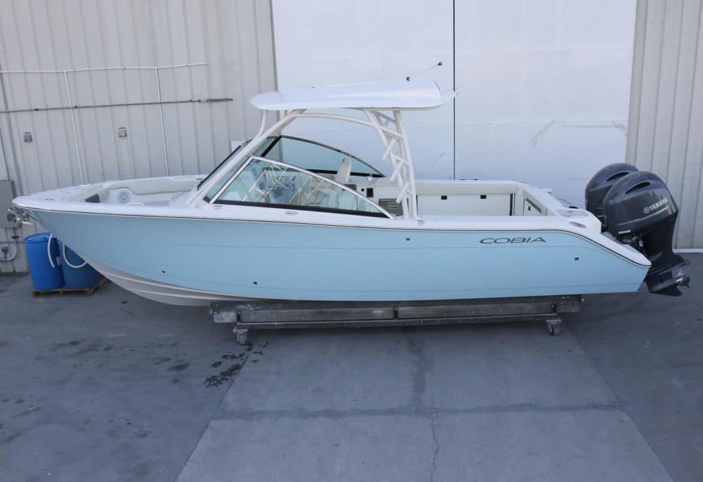 Cobia 280 Dual Console