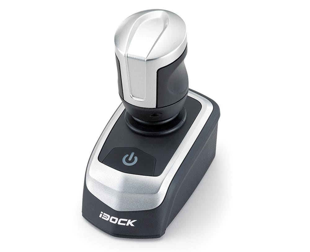 Evinrude's iDock steering control