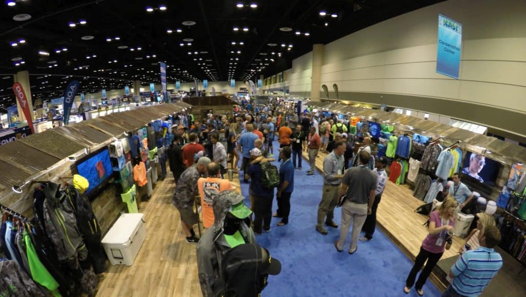 ## World's largest fishing tackle show -- ICAST 2016 crowd