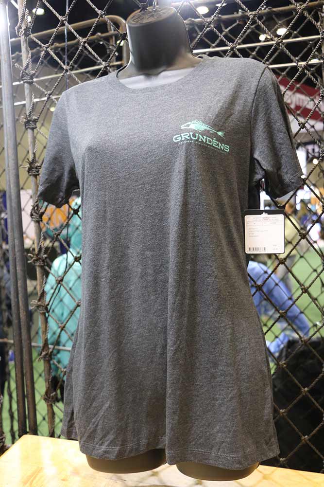 Grundéns Women's Outdoor fishing T-Shirt