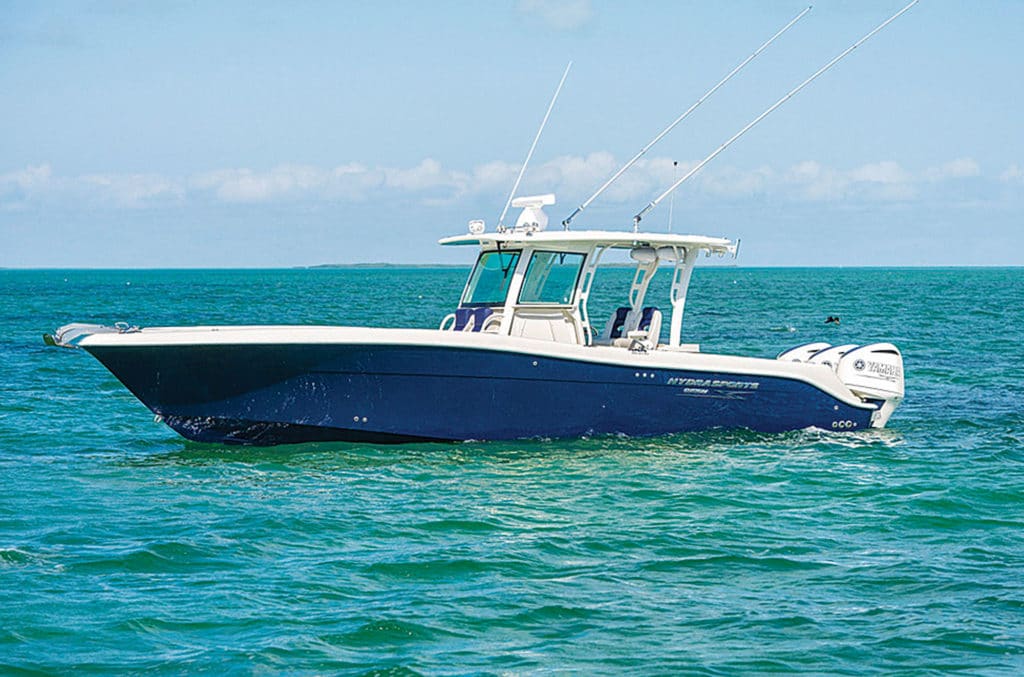 HydraSports Custom 3400 CC center console fishing boat