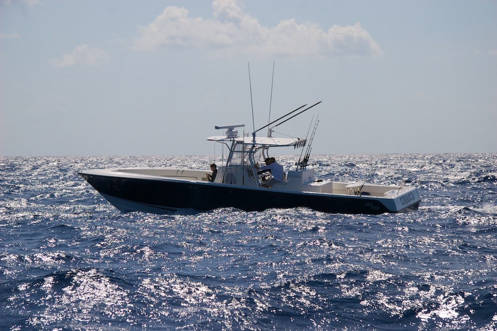 Center console fishing boat