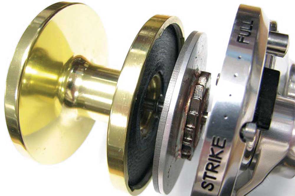 Fishing reel gears inside