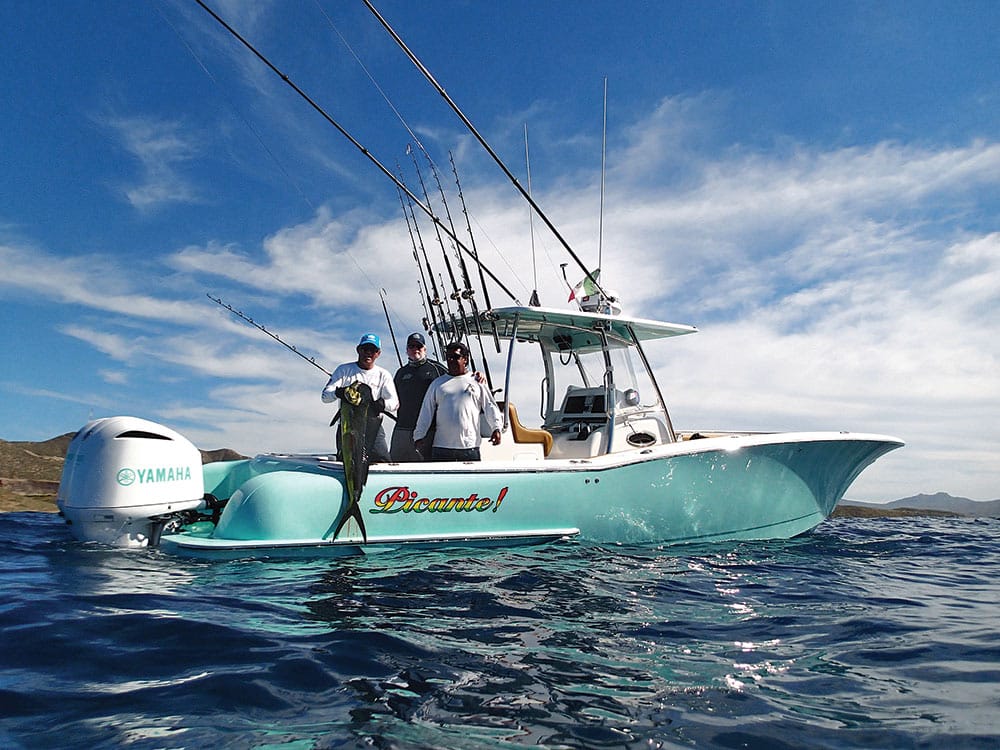 Mag Bay 33 center console fishing boat mahimahi fishermen