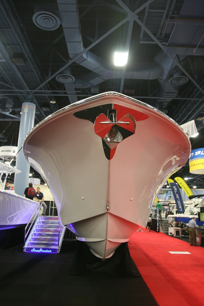 miami-boat-show-offshore-center-consoles10.jpg