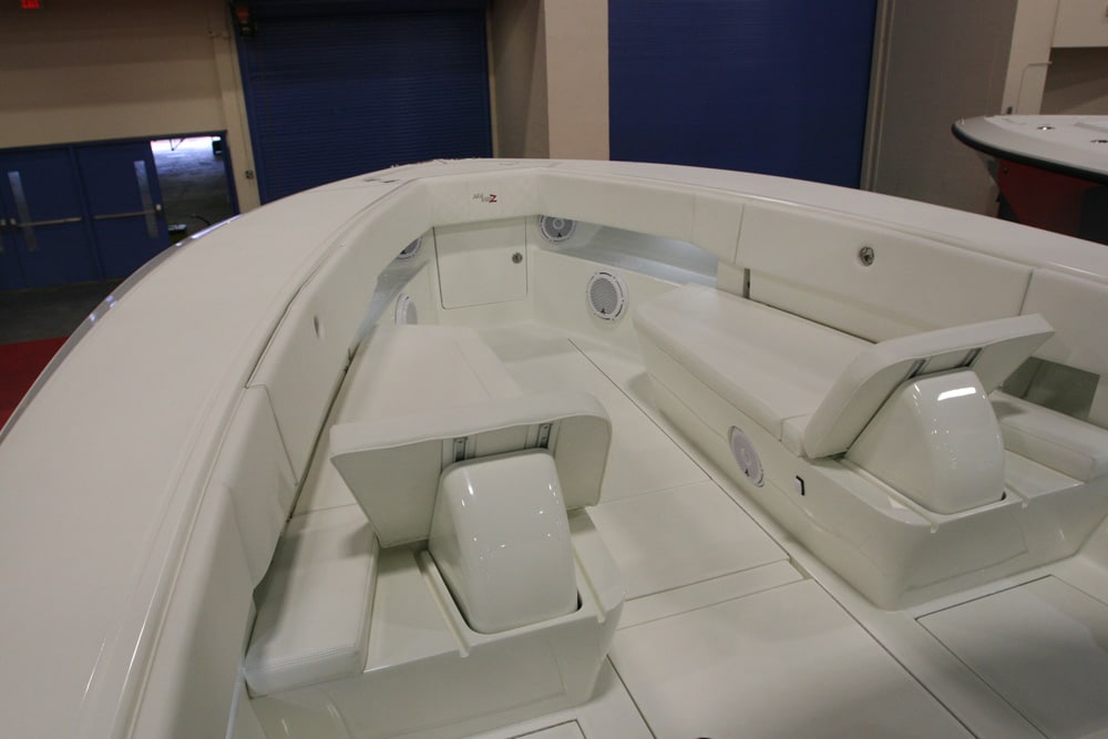 miami-boat-show-offshore-center-consoles20.jpg