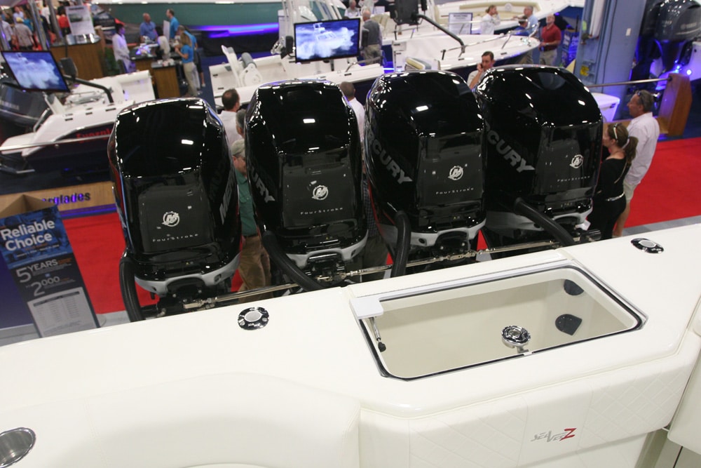 miami-boat-show-offshore-center-consoles21.jpg