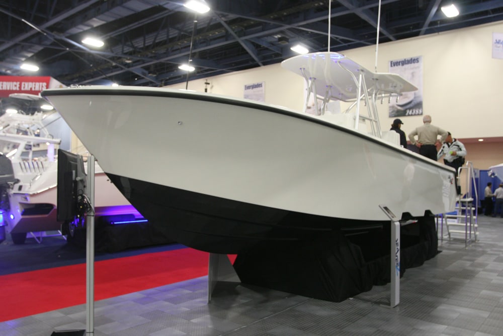 miami-boat-show-offshore-center-consoles38.jpg