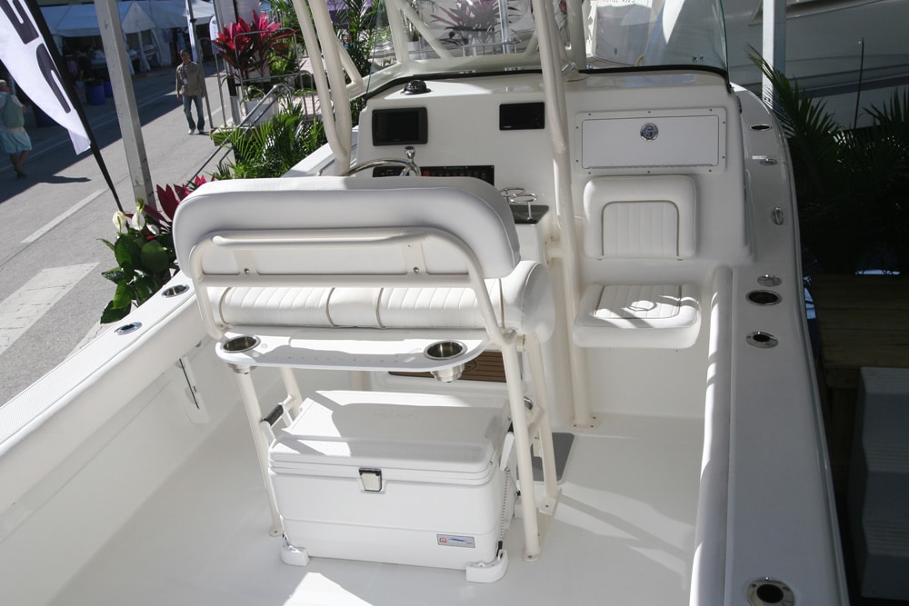 miami-boat-show-offshore-center-consoles64.jpg