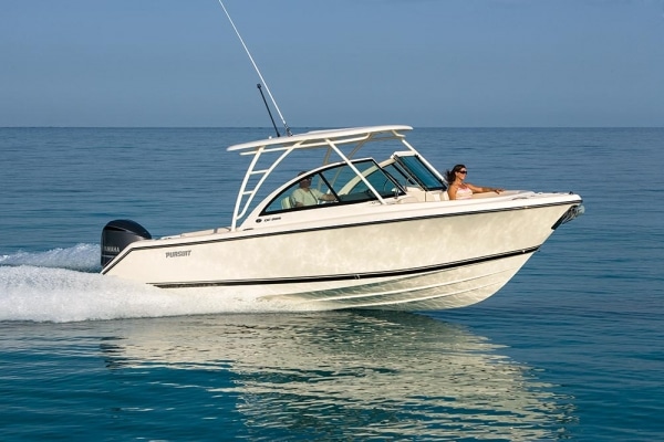 Pursuit DC 265 dual console fishing boat