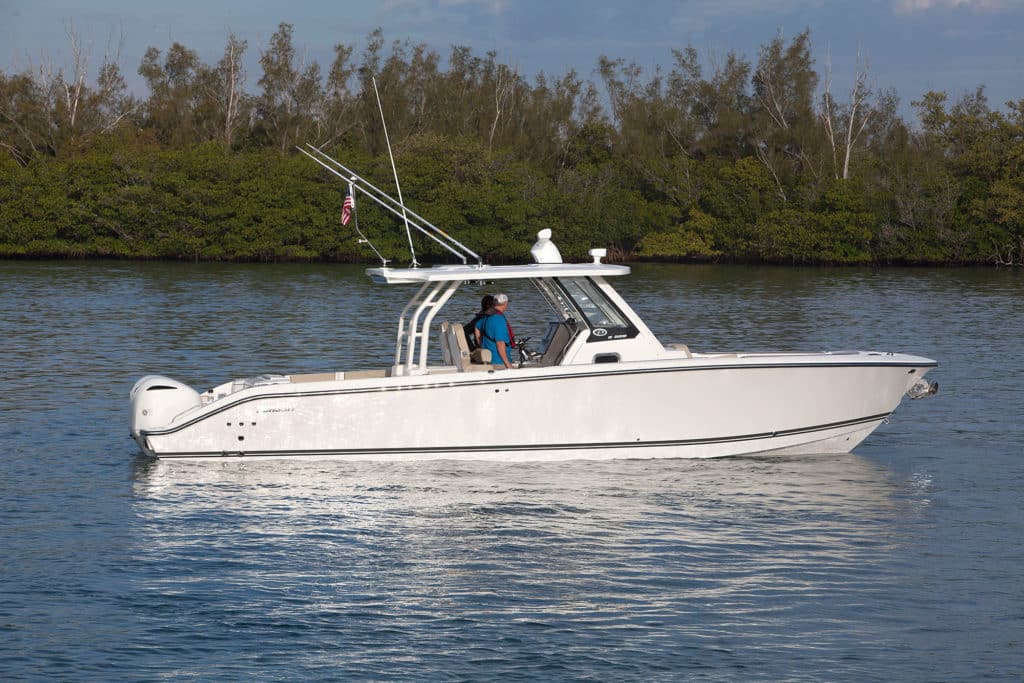 Pursuit S 328 Sport Center Console