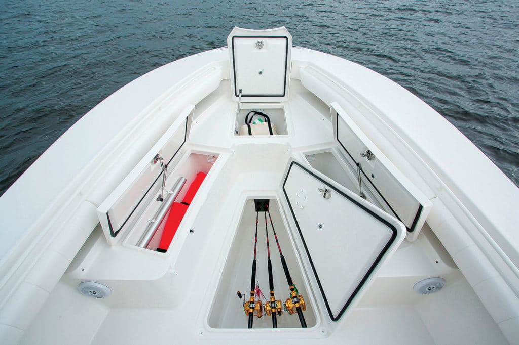 Regulator 28 Bow Storage