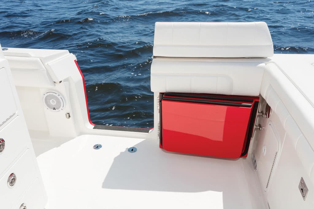 Regulator 31 Center Console Dive Door