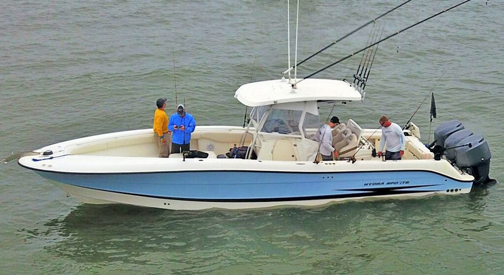 33-foot Hydra-Sports of Capt. Jay Sconyers, named a Top Charter Captain of the Year 2017 by Sport Fishing magazine fans