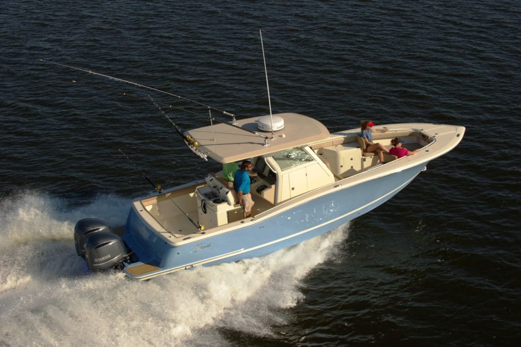 Scout 320 LXF fishing boat