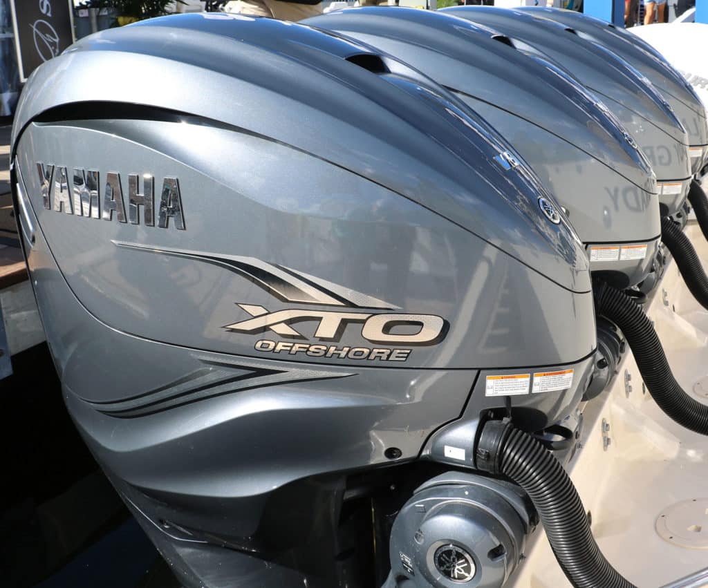 Yamaha's 425 hp XTO Offshore V-8 outboards