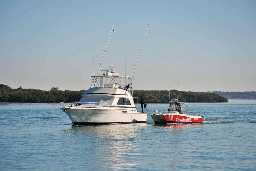 How to Choose a Boat-Towing Service