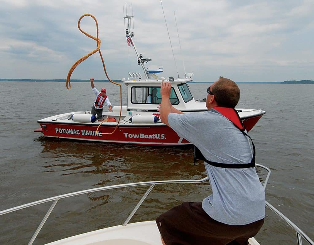 How to Choose a Boat-Towing Service