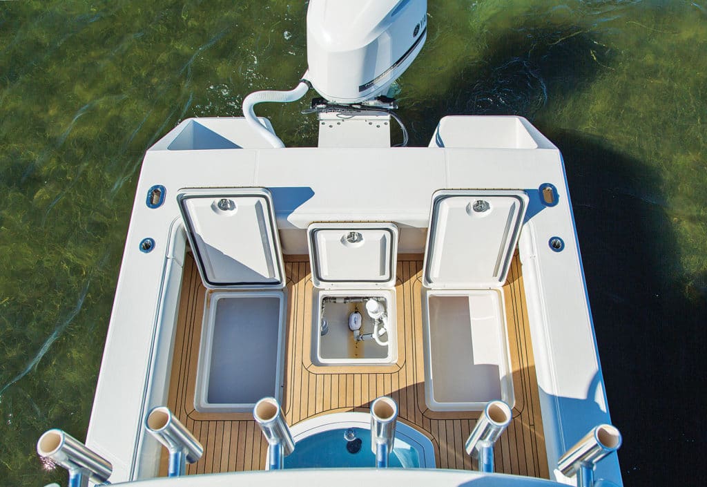 Jupiter 25 Bay boat fishing