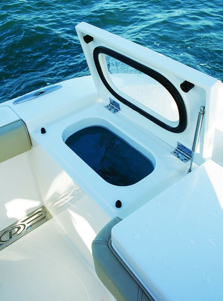 Pursuit Boats S 408 Sport livewell