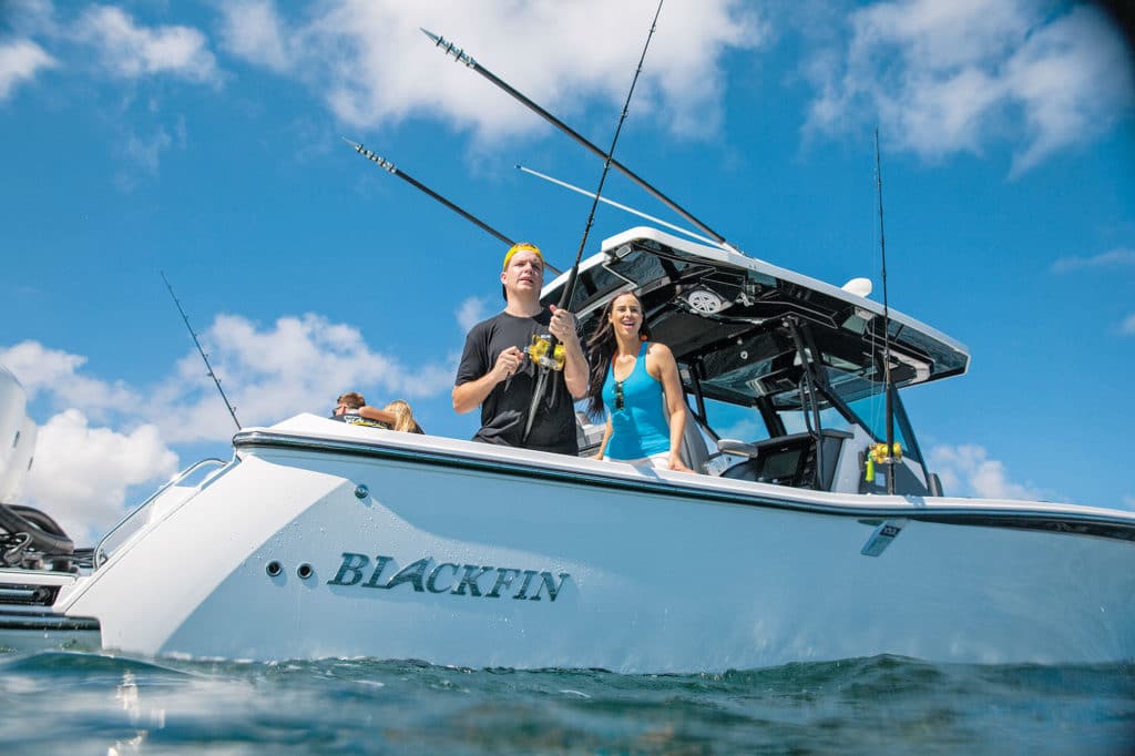 Cockpit space on the Blackfin 332CC