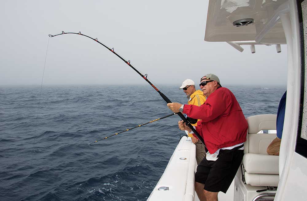 anglers testing Stamas 392 Tarpon fishability center-console offshore saltwater fishing boat