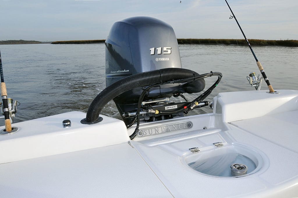 Sundance DX20 aft deck and engine mount