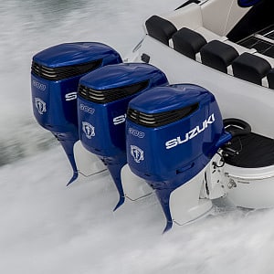 Three Suzuki 300 outboards at MIami Boat Show